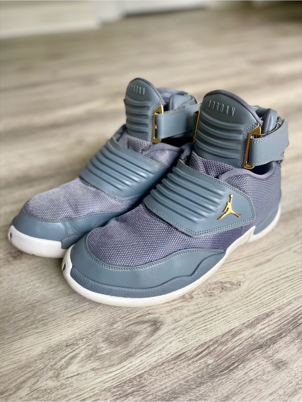 Jordan Generation 23 ‘COOL GREY’, Gold Accents, High-Top Sneakers G AA 1294-004